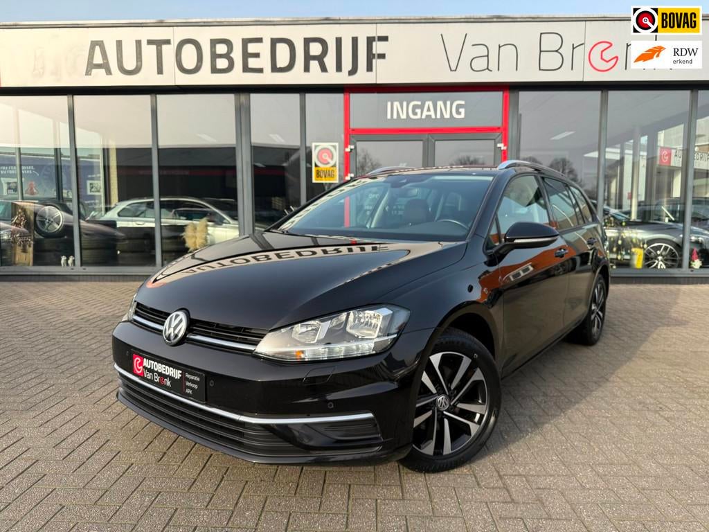 Volkswagen Golf Variant 1.0 TSI Business | Trekhaak | Cruise, Voorwielaandrijving, Stof, Gebruikt, 116 pk