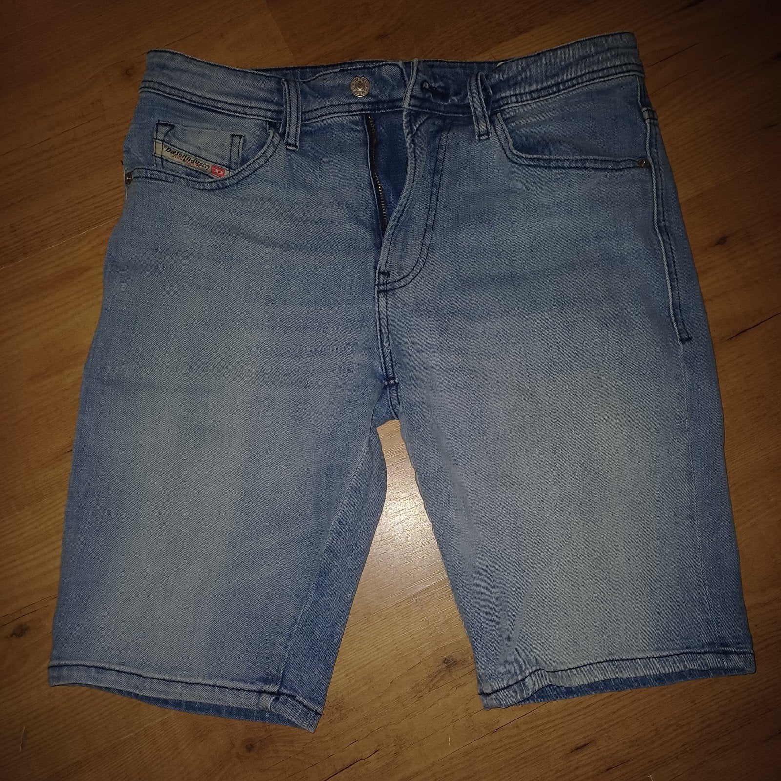Diesel Thoshort Slim Stretch Jeans Short W30, Kleding | Heren, Diesel, Blauw, Ophalen of Verzenden, Zo goed als nieuw