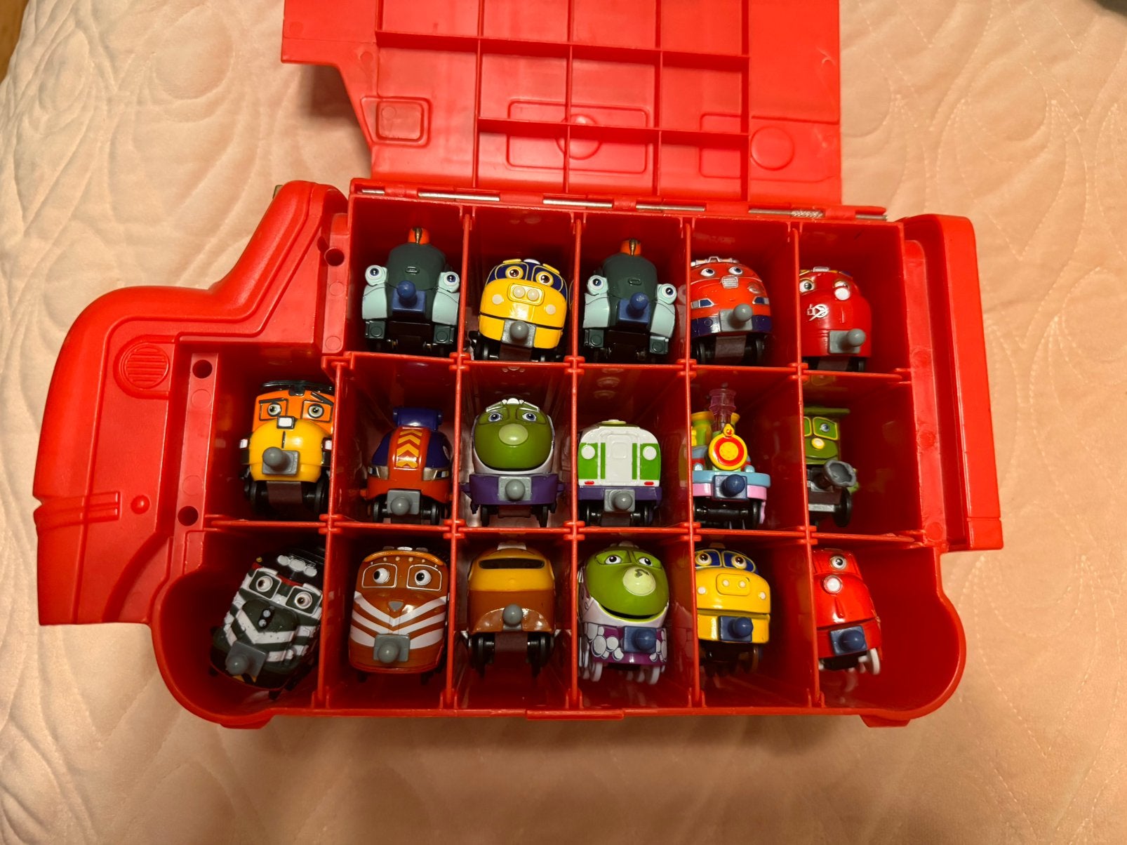 17 Chuggington treintjes, incl. opbergkoffer, Ophalen of Verzenden, Gebruikt