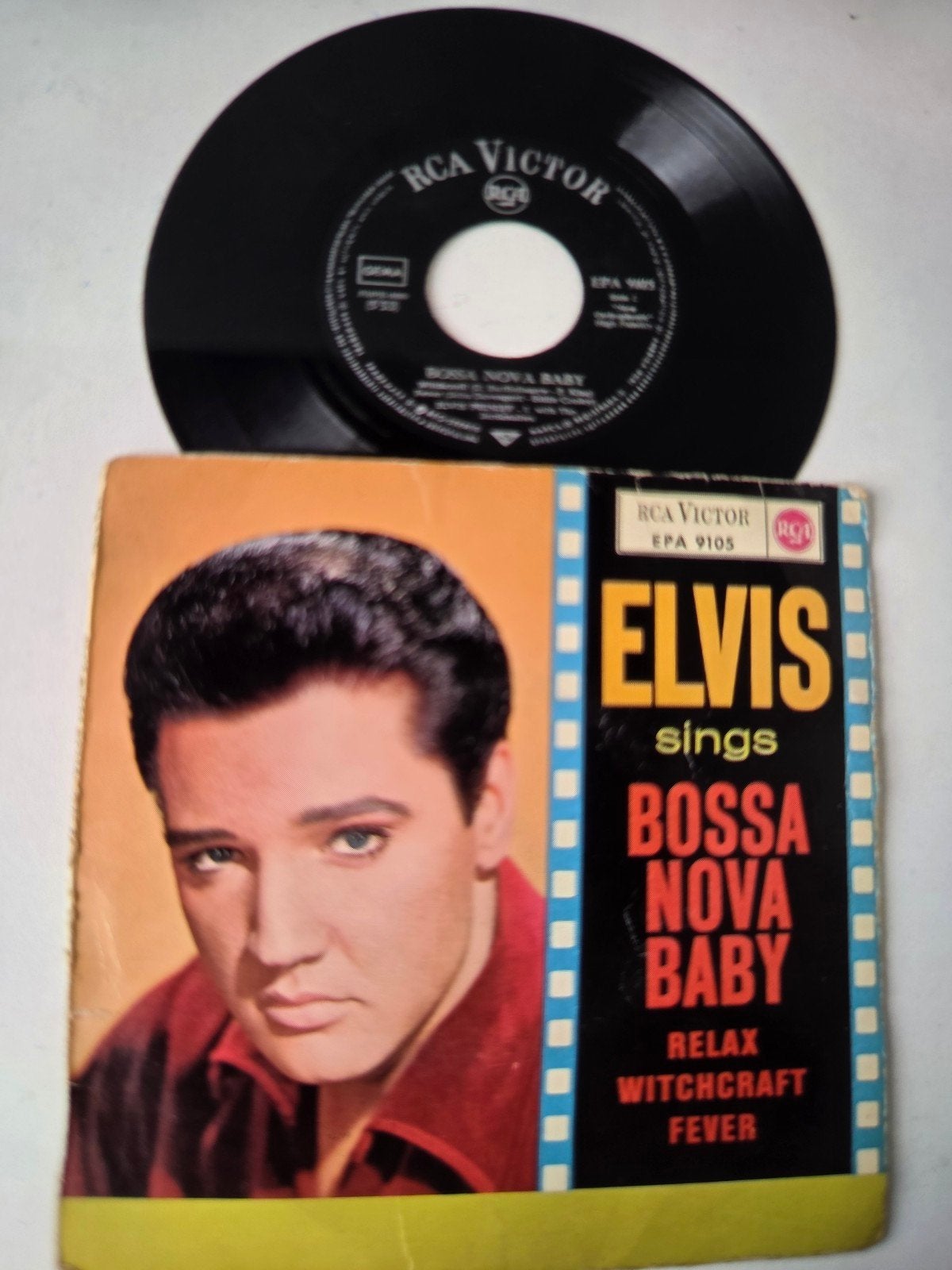Elvis Presley - Bossa Nova Baby EP (RCA Victor EPA 9105), Originele persing, Ophalen of Verzenden, Gebruikt, Pop