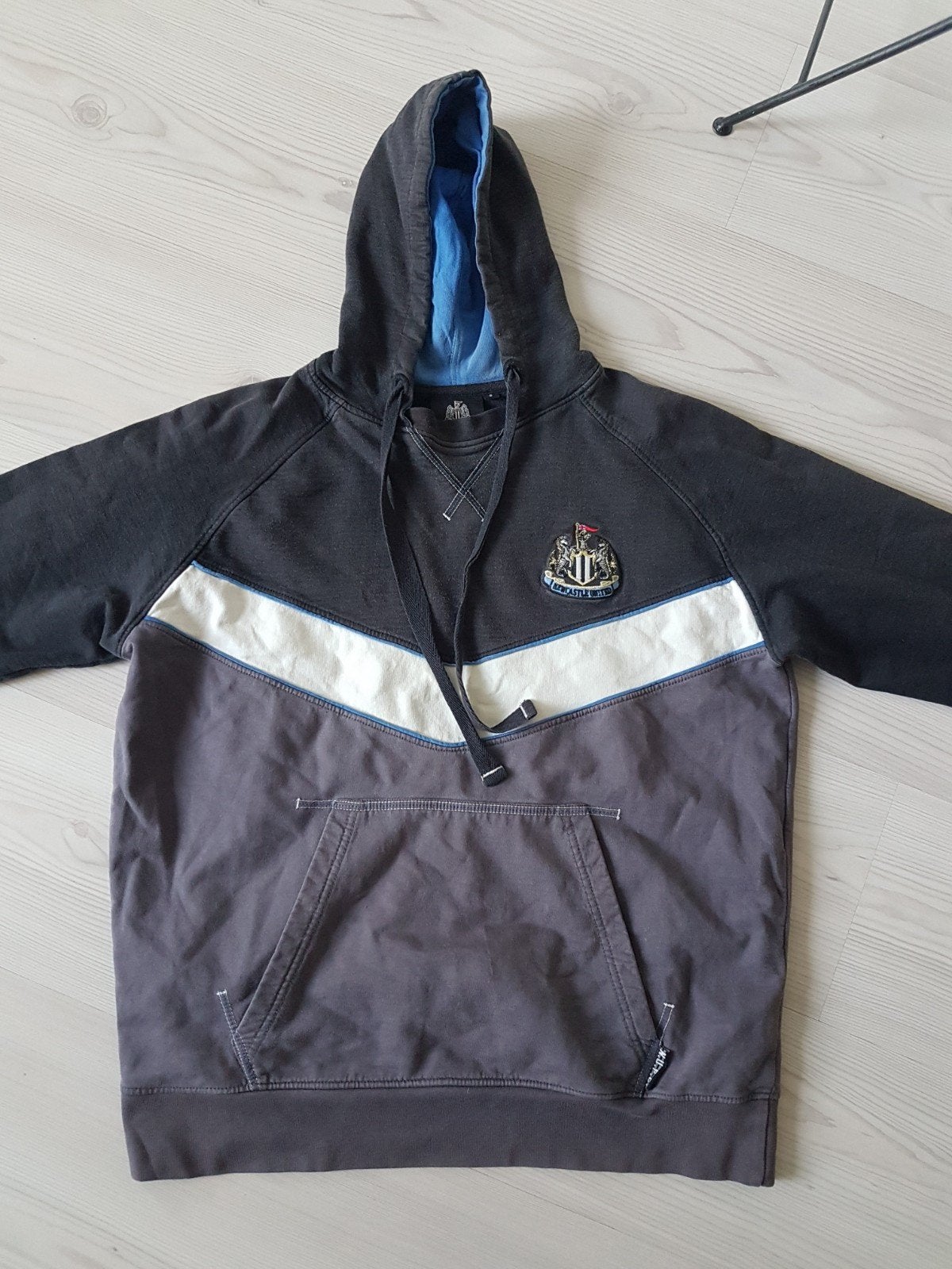 Newcastle United hoodie size small/medium, Maat XS of kleiner, Ophalen of Verzenden, Zo goed als nieuw, Shirt