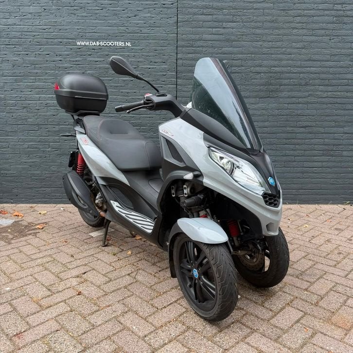 PIAGGIO MP3 300 HPE (bj 2021), Scooter, Onbekend, Onbekend, 278 cc