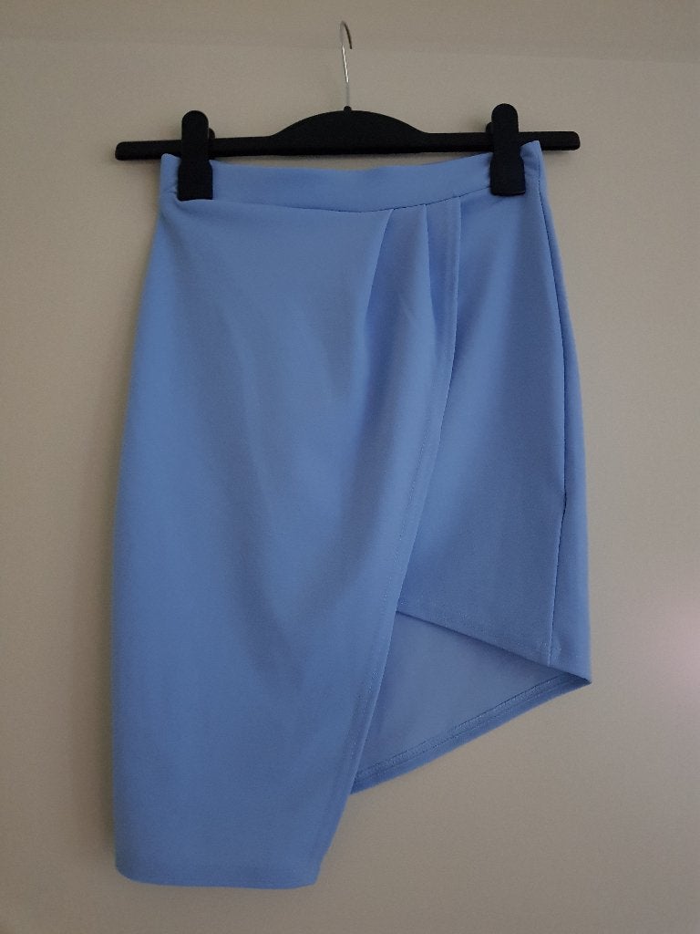 Asymmetrische rok -- maat XS / S - 34 / 36 -- Boohoo (nieuw), Blauw, Boohoo, Nieuw, Ophalen of Verzenden