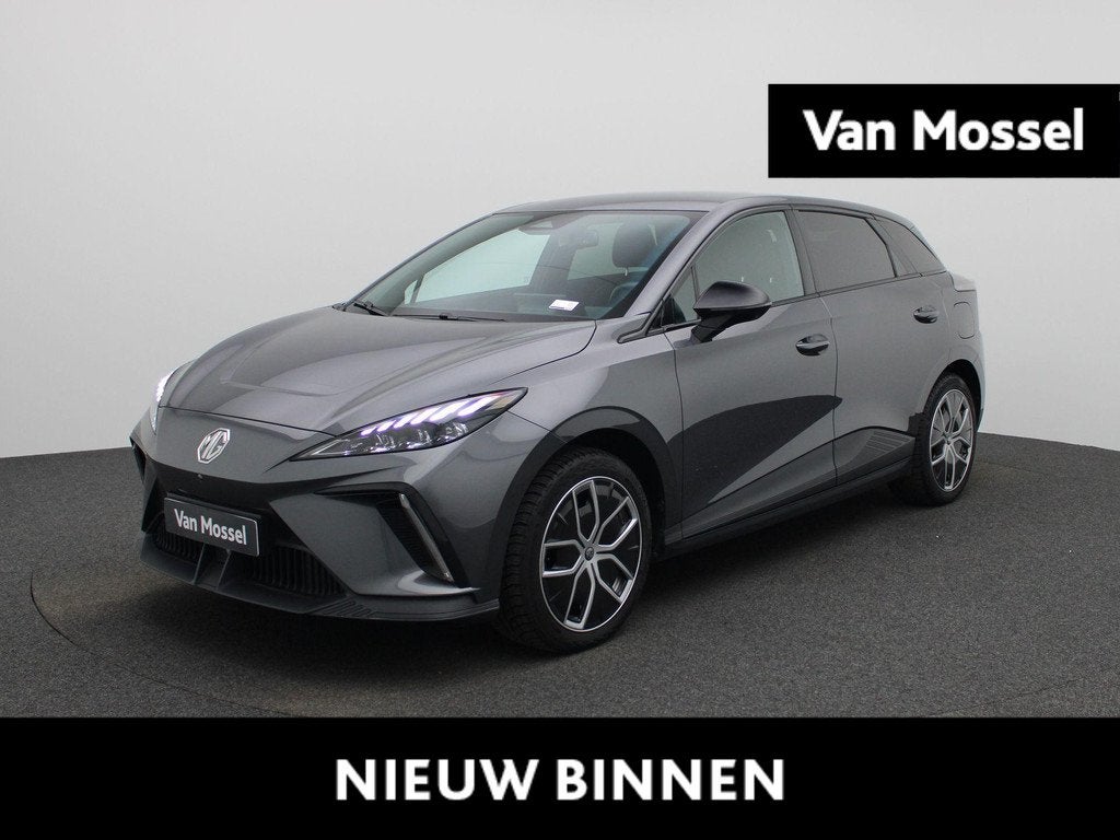 MG 4 64 kWh Luxury | Navi | Camera | Led Koplampen | Apple C, Auto's, MG, Automaat, 12 maanden, Gebruikt, 1675 kg