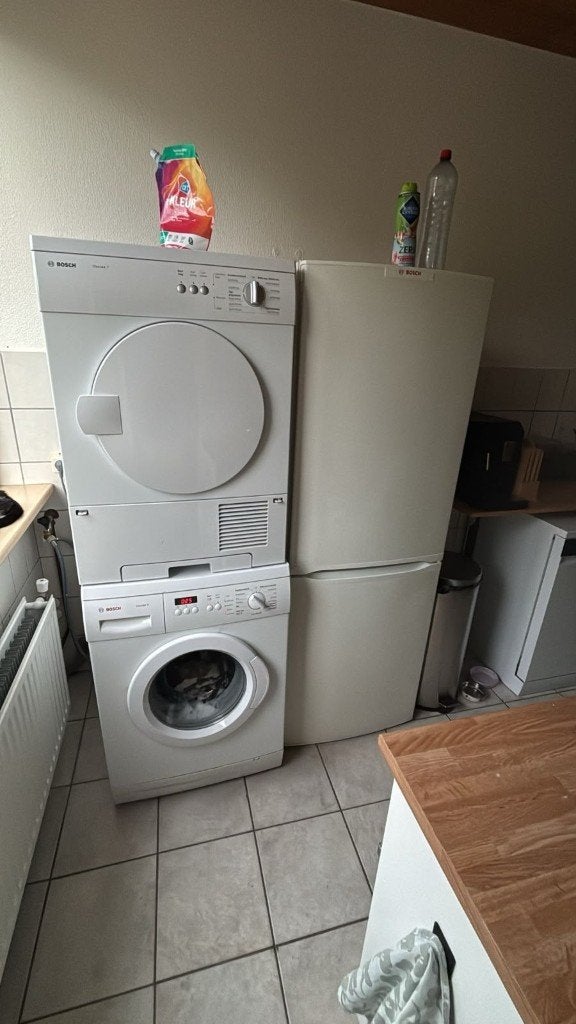 Wasmachine + droger + koelvriescombinatie – Bosch, Ophalen, Wolprogramma, 6 tot 8 kg, Gebruikt