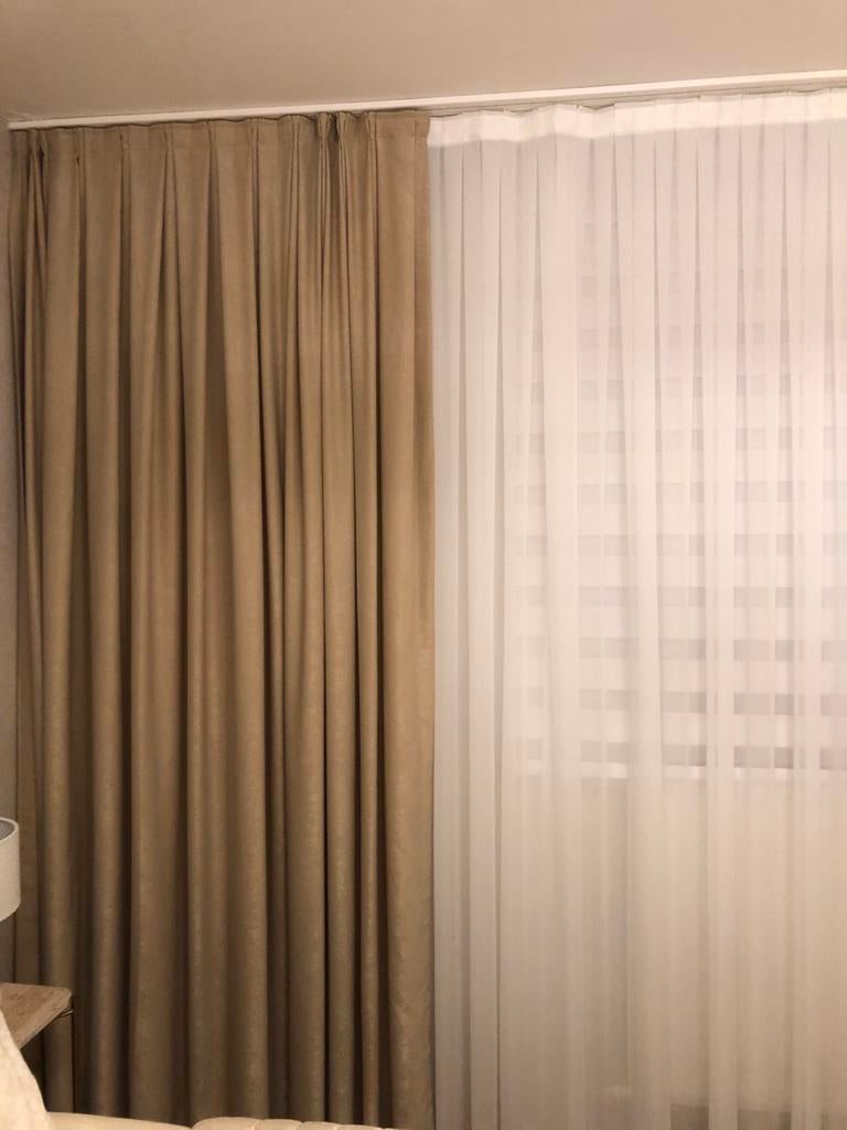 Vitrage en gordijn - 400x250 cm Nieuw, Ophalen of Verzenden, Gebruikt, Wit, 200 cm of meer