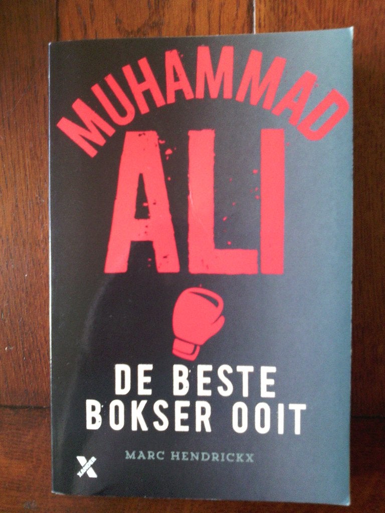 sportboek- Muhammad Ali-De beste bokser ooit, Ophalen of Verzenden, Zo goed als nieuw, Vechtsport