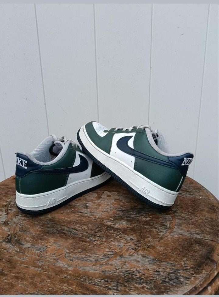 Nike Air force 1- maat 38,5, Ophalen of Verzenden, Zo goed als nieuw, Wit, Nike Air Force