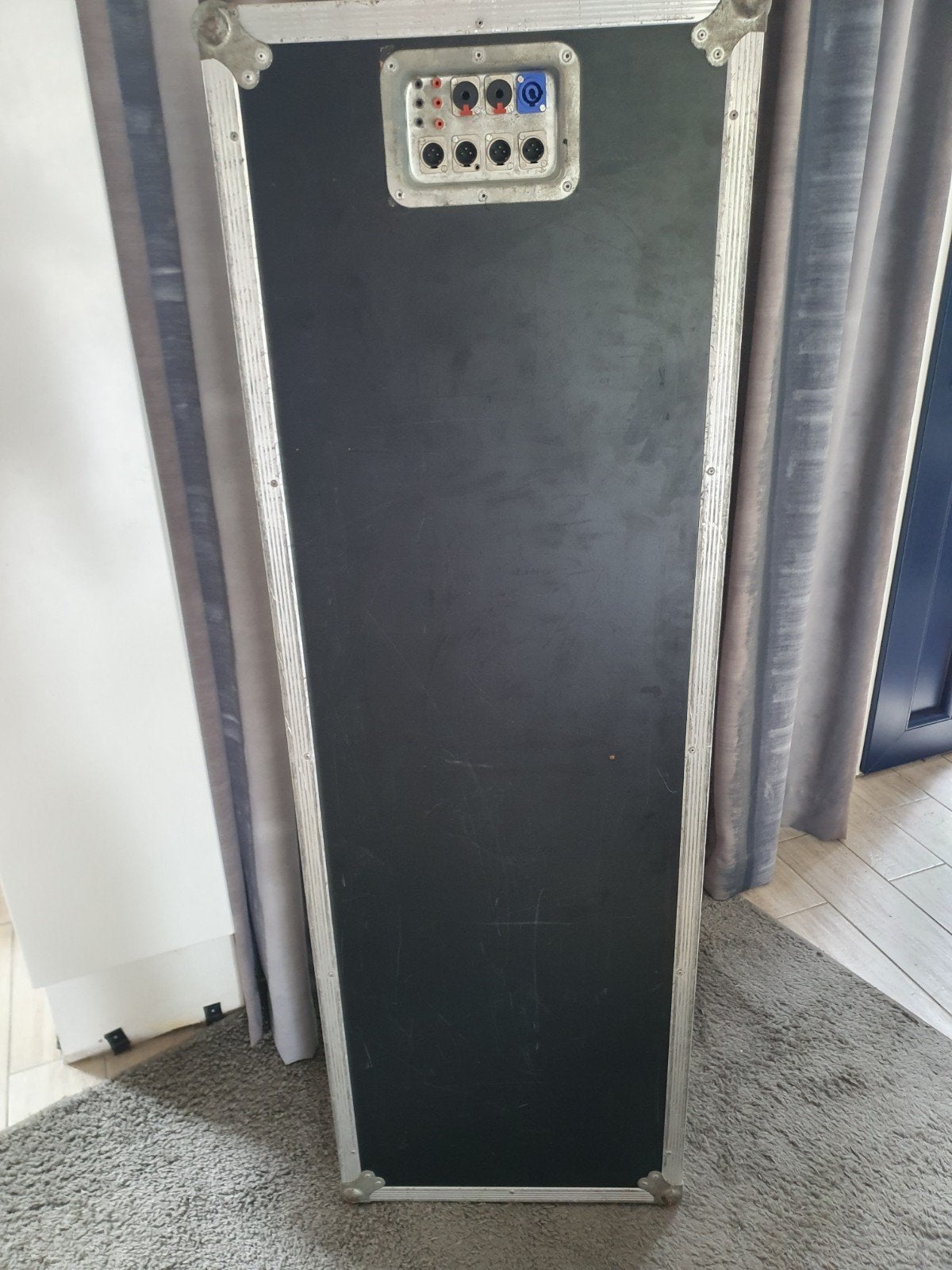DJ Fly Case met aansluitingen en kabels, Muziek en Instrumenten, Ophalen, Gebruikt, Dj-set, Overige merken