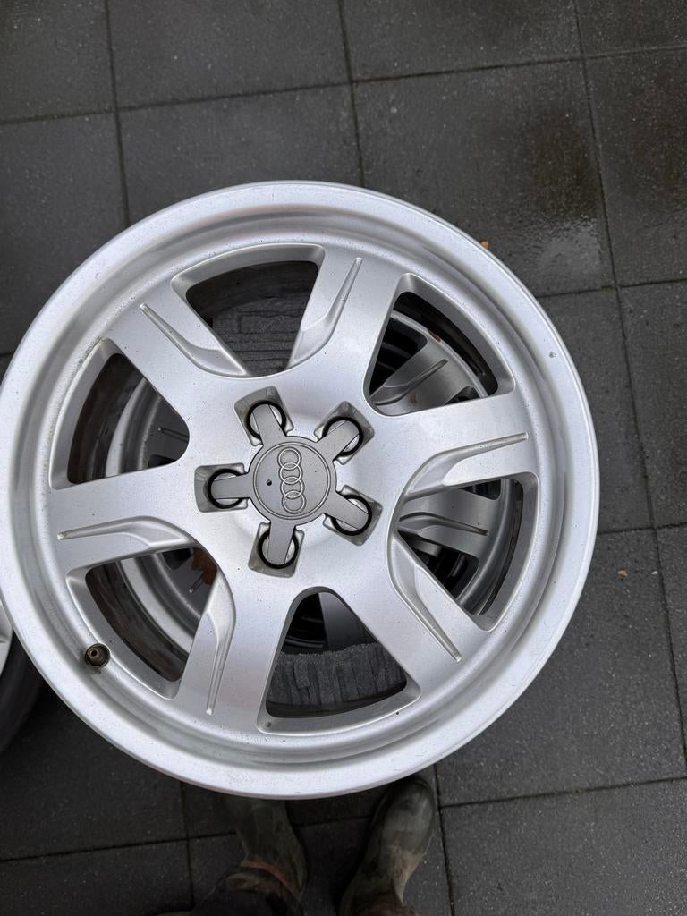 17 inch velgen voor Audi A5 Sportback - Krasvrij!, Auto diversen, Wieldoppen, Ophalen, Zo goed als nieuw