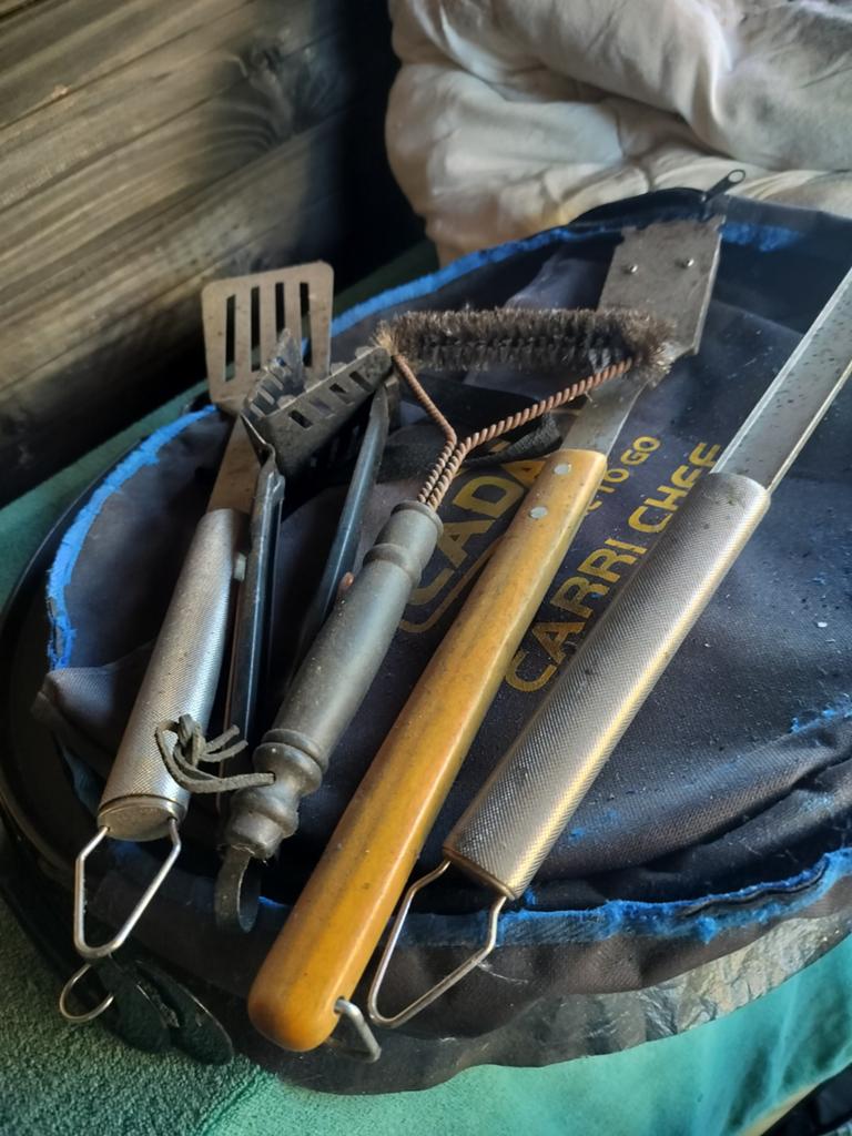Tepro Champ gasbarbecue met gasfles en BBQ-gereedschap, Ophalen, Gebruikt, Tepro