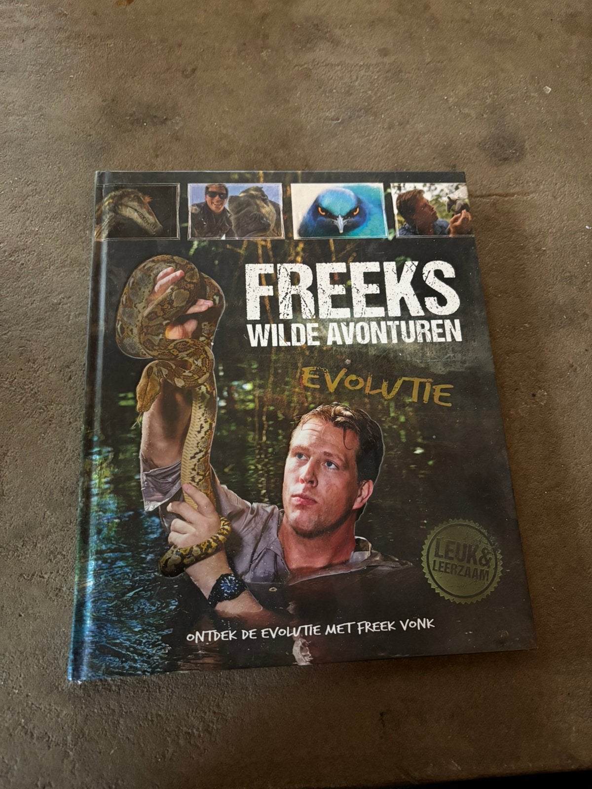 2 Freek Vonk boeken, Ophalen of Verzenden