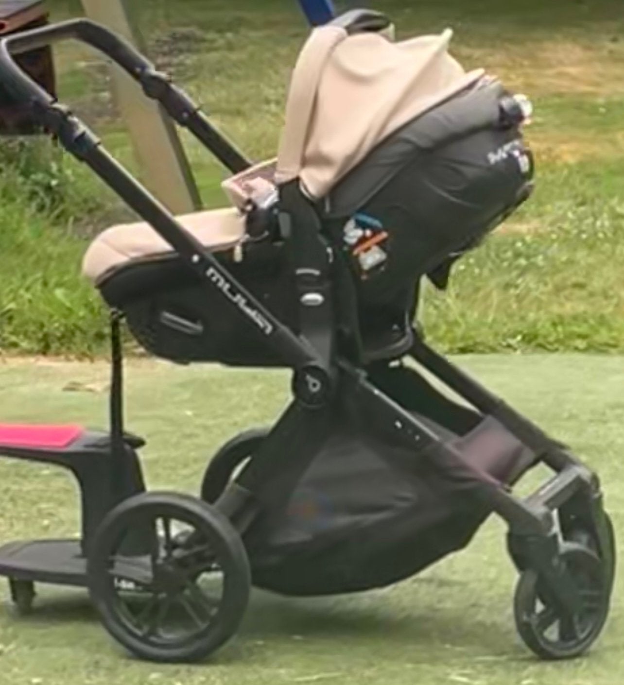 Matrix light 2 by muum kinderwagen met ligbak en peuterzit, Ophalen, Zo goed als nieuw, Overige merken