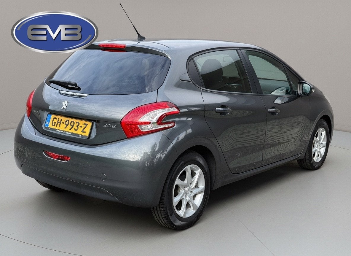 Peugeot 208 1.2 PureTech Style Pack, navigatie,airco, cruise, Auto's, Voorwielaandrijving, Dealer onderhouden, Gebruikt, 1199 cc