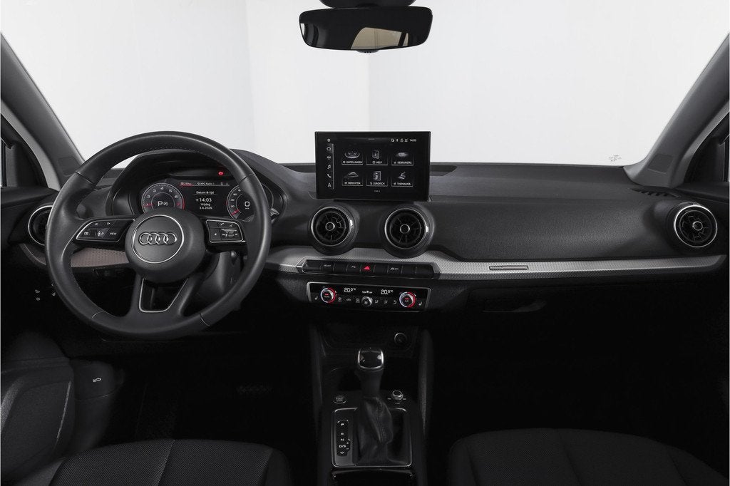 Audi Q2 35 TFSI 150 PK Advanced edition - Automaat | Dig. Co, Auto's, Audi, 4 cilinders, 150 pk, Wit, Bedrijf