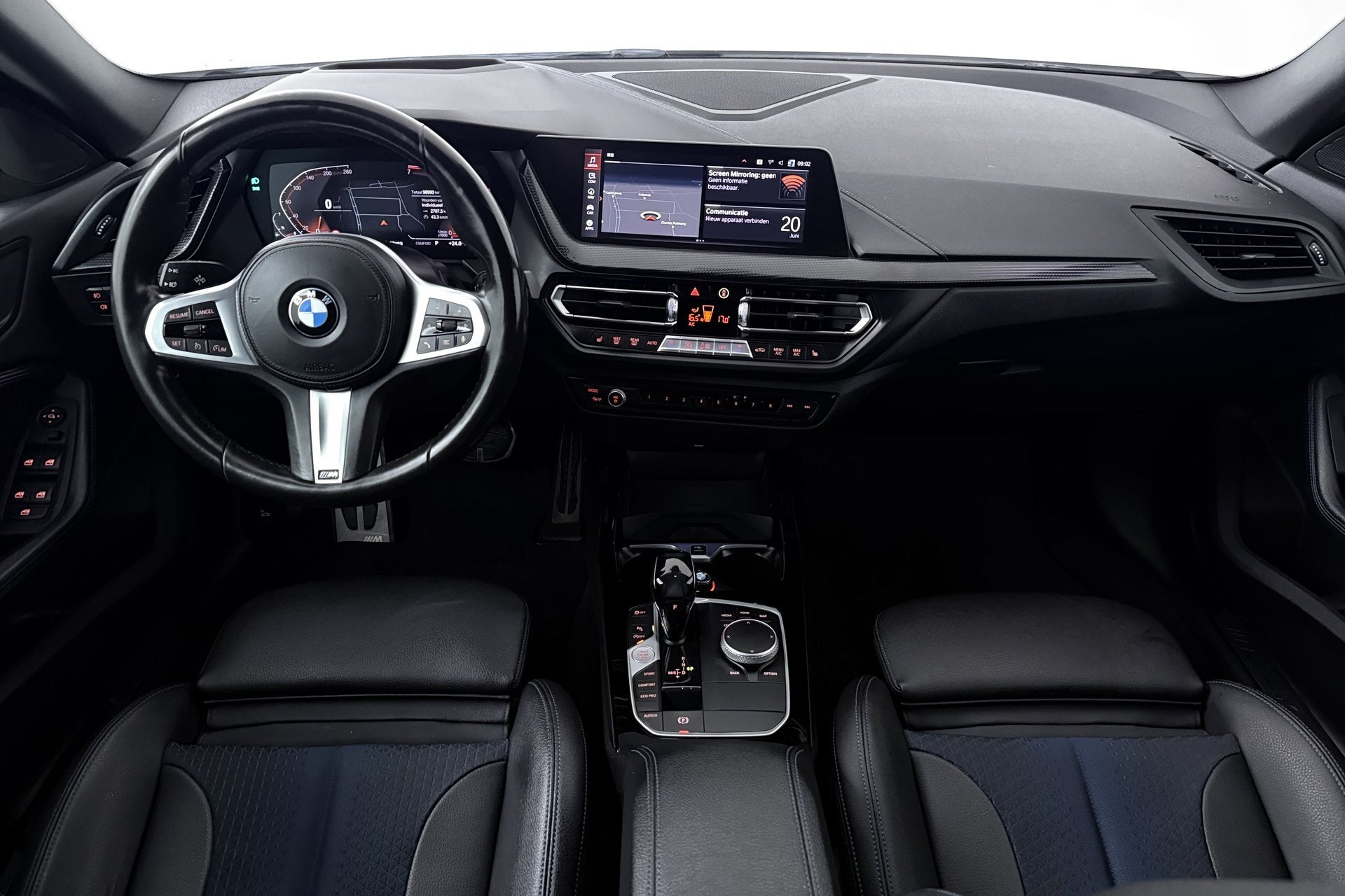 BMW 2-serie Gran Coupé 218i High Executive (CAMERA, STOELVE, 1350 kg, Wit, Leder, Bedrijf