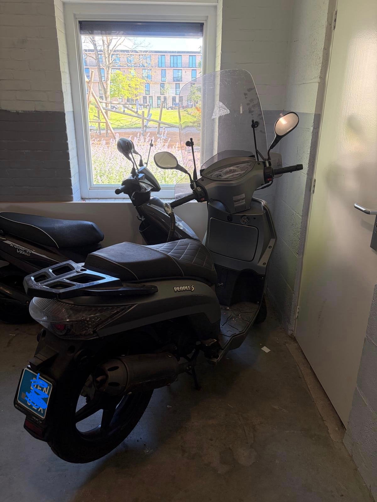 Te koop aangeboden: Kymco People S scooter in goede staat., Ophalen, Gebruikt, Kymco, Benzine