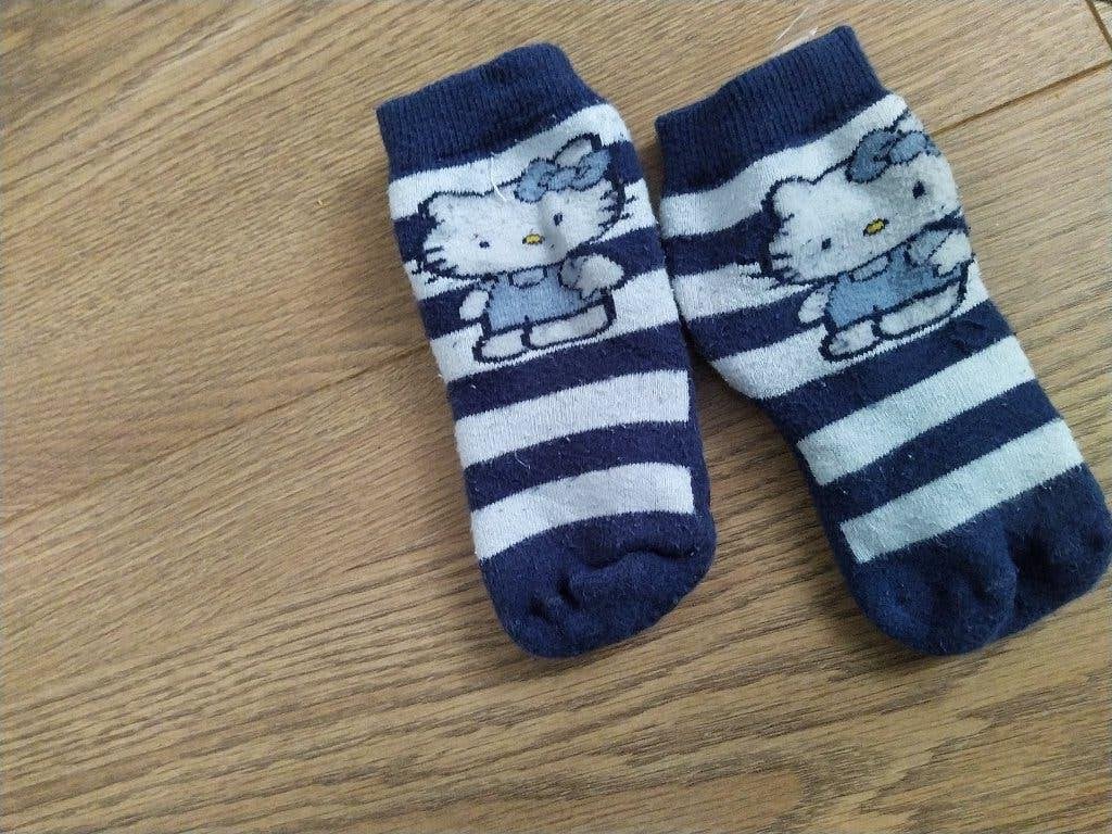 Anti slip sokken hello kitty 23 - 26, Ophalen of Verzenden, Gebruikt, Meisje, Sokjes