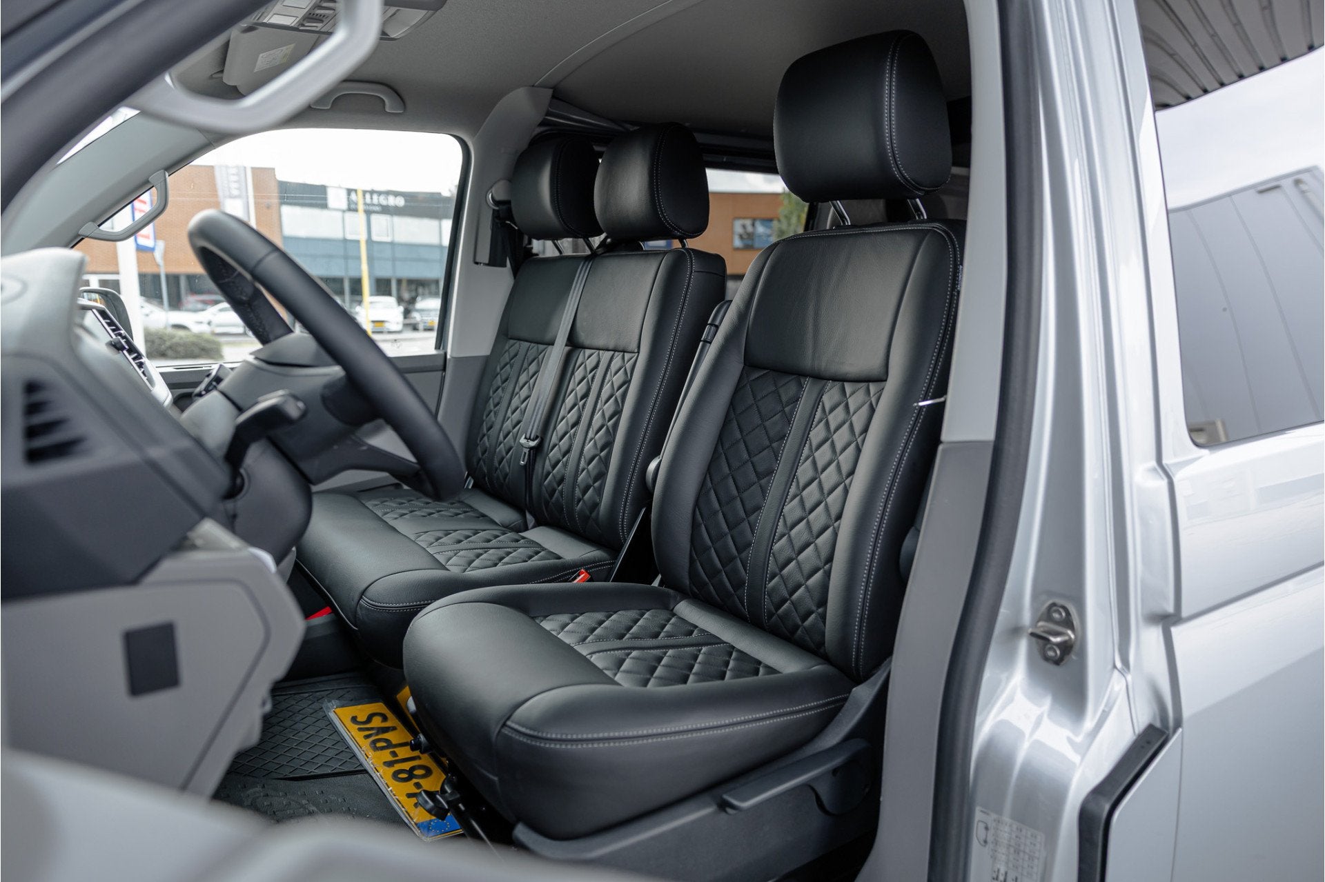 Foto 35 van Volkswagen Transporter 2.0 TDI L2H1 DSG DC | Dubbel cabine |