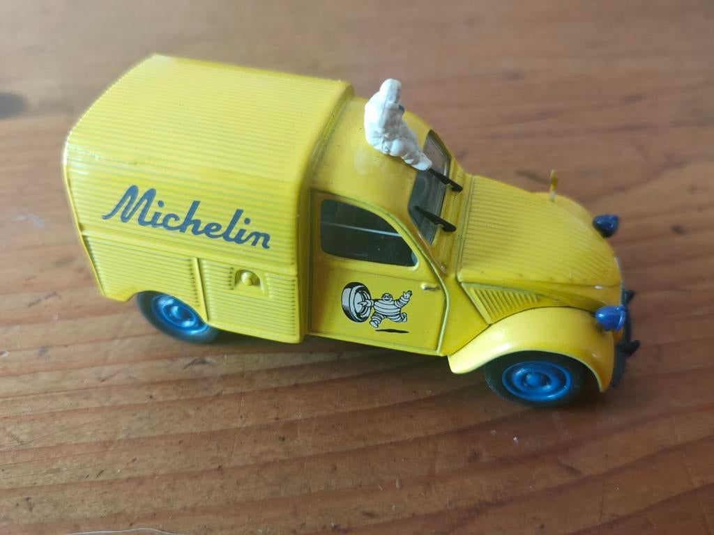 Citroën 2CV Azu 1:43 Norev nr25, Ophalen of Verzenden, Gebruikt, Auto, Norev