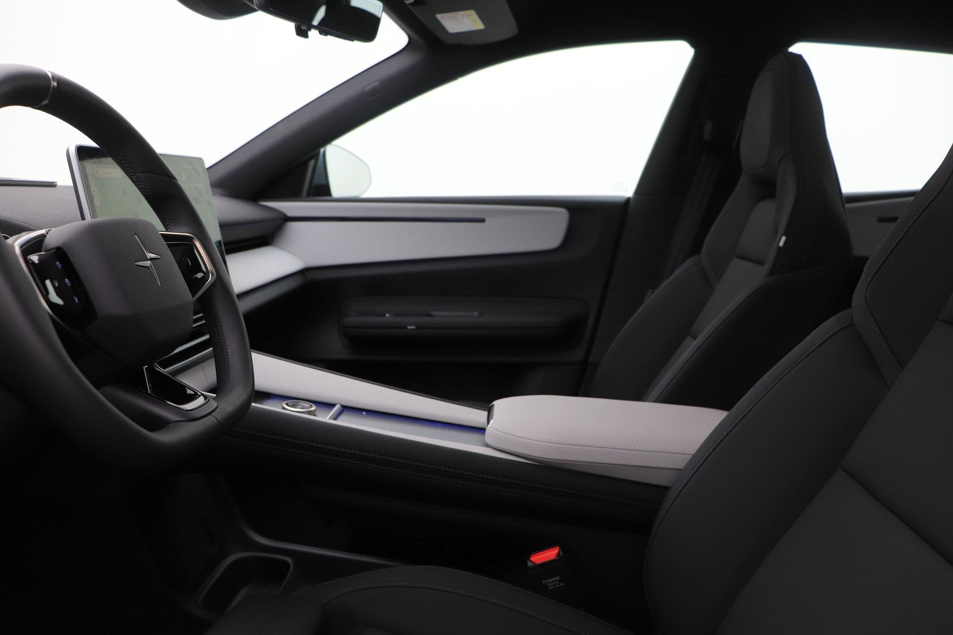 Polestar 4 Long Range Single motor Plus 100 kWh | Plus | Pil, Auto's, Polestar, Automaat, Achterwielaandrijving, 100 kWh, 31 min