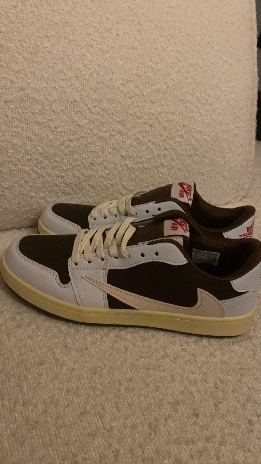 travis scott nike schoenen, Bruin, Nieuw, Ophalen of Verzenden, Sneakers of Gympen