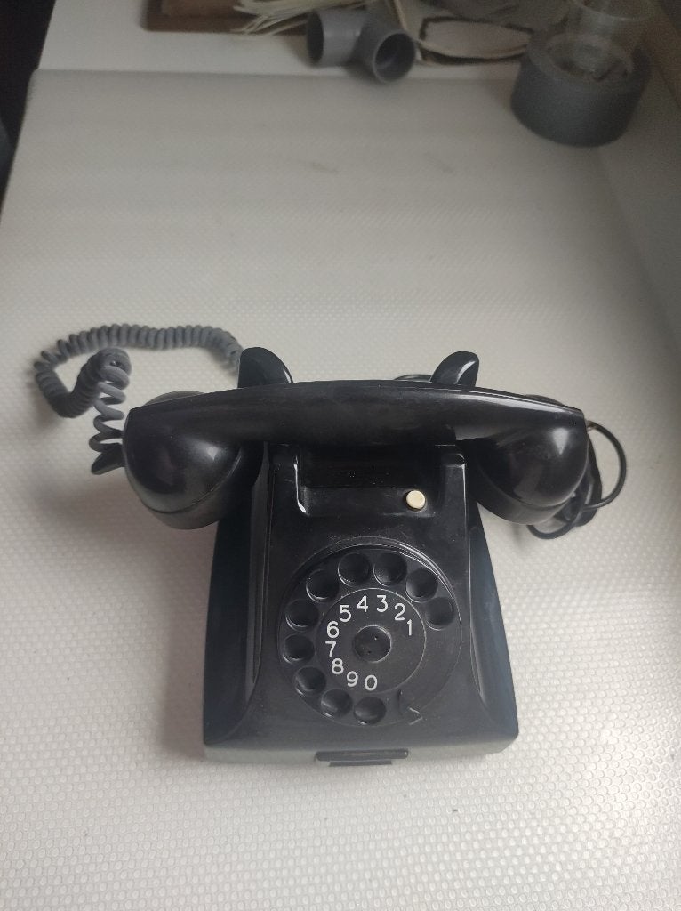 Vintage Telefoon Bakeliet zwart 1965, Telecommunicatie, Ophalen of Verzenden, Gebruikt, Bakeliet