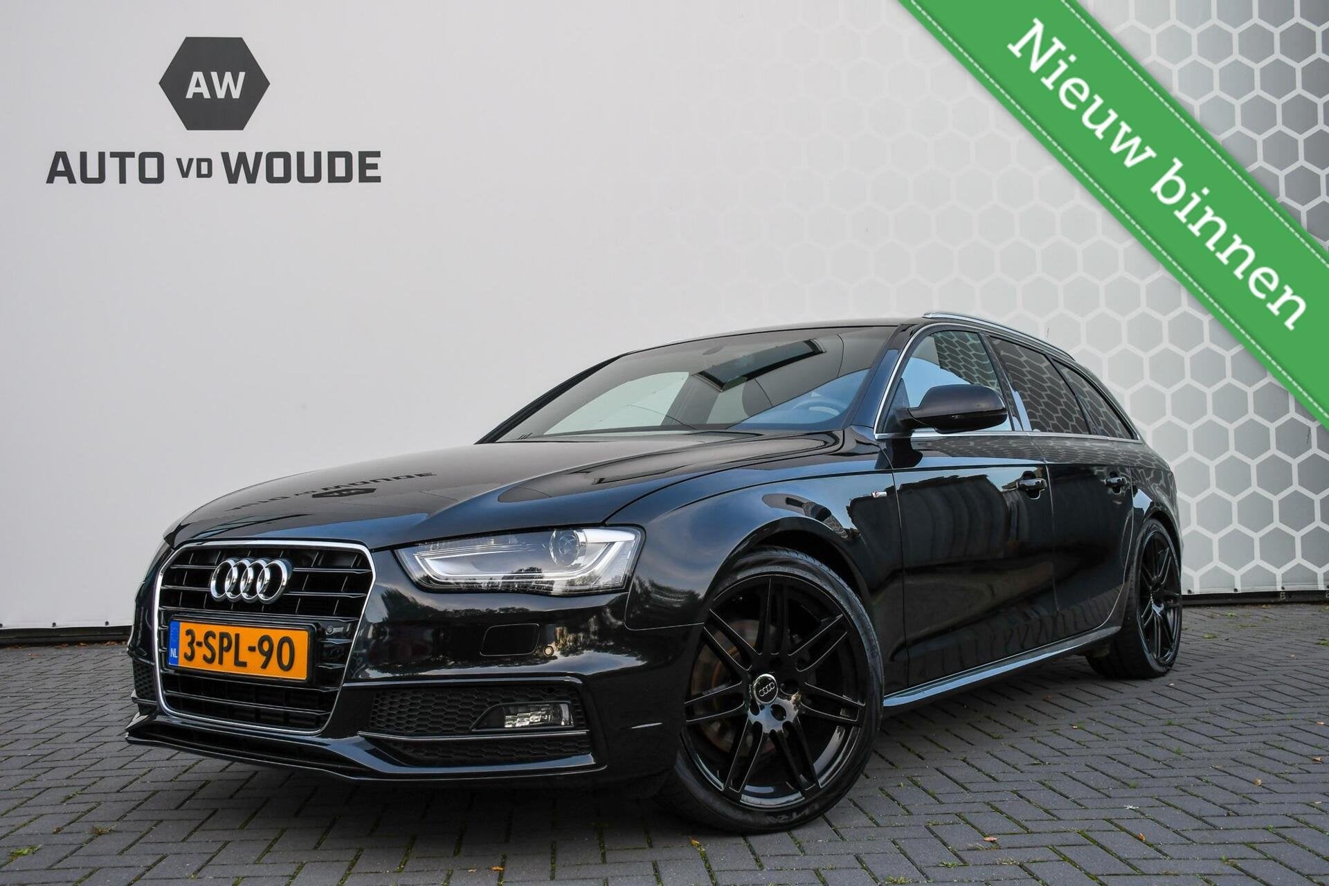 Audi A4 Avant 1.8 TFSI S-Line B&O CarPlay Nieuwe motor, Auto's, Gebruikt, 1505 kg, A4, Zwart