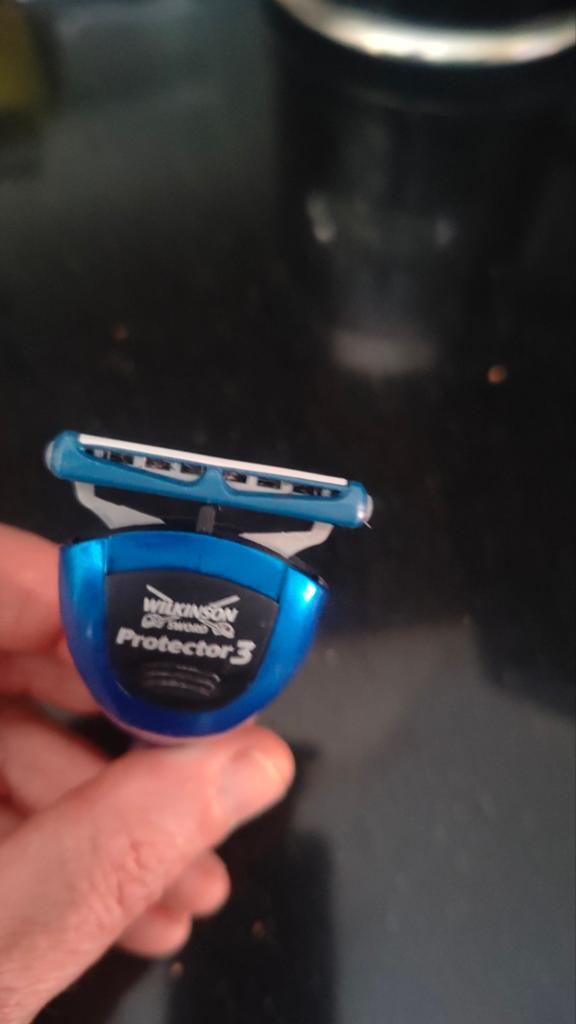 GEZOCHT!!!! Wilkinson protector 3 scheermeshouder, Ophalen of Verzenden, Zo goed als nieuw, Overige typen