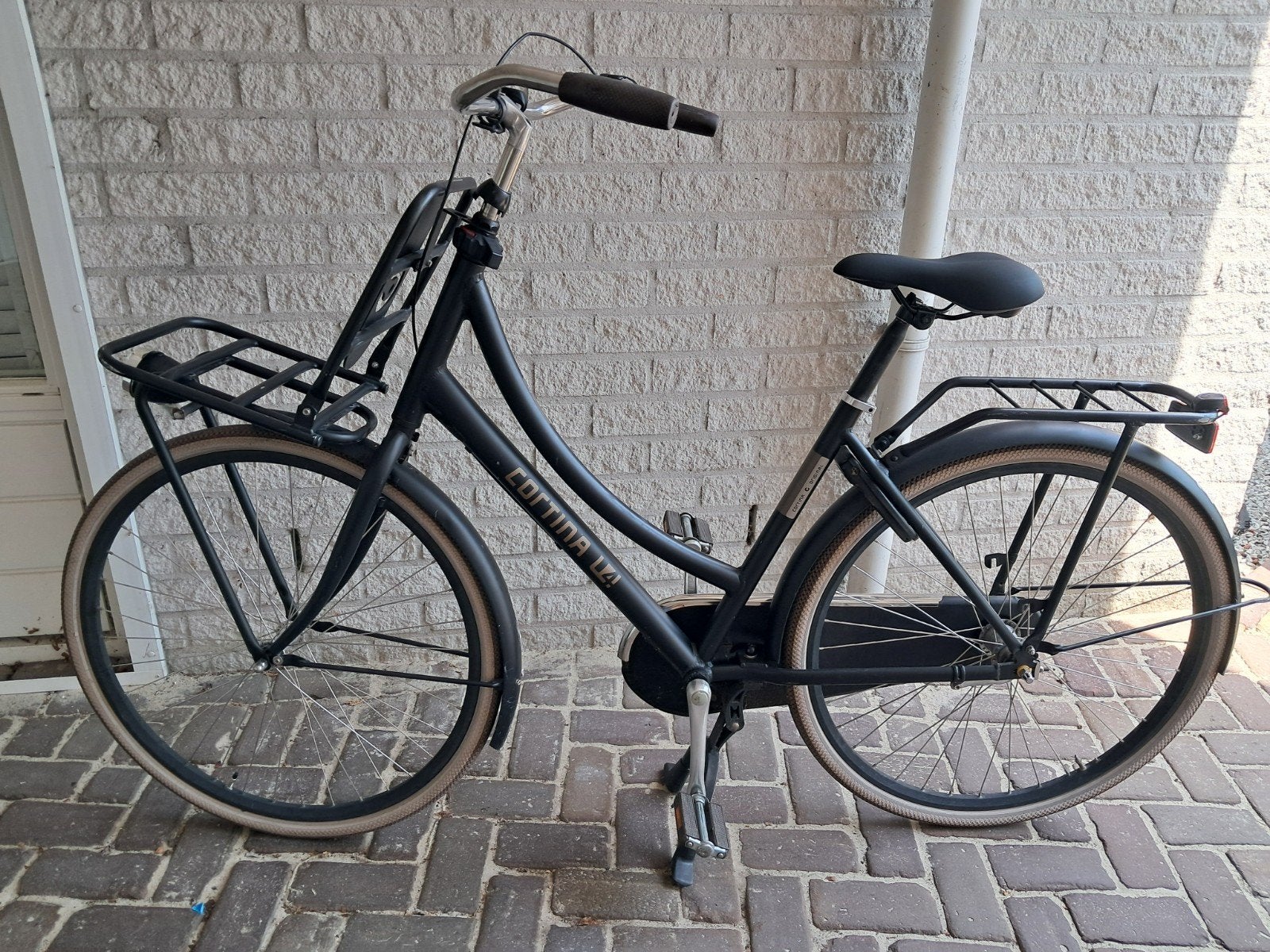 Cortina U4  57 inch Mat Zwart 3 Versnellingen - Opknapper, Fietsen en Brommers, Fietsen | Dames | Damesfietsen, Gebruikt, Versnellingen