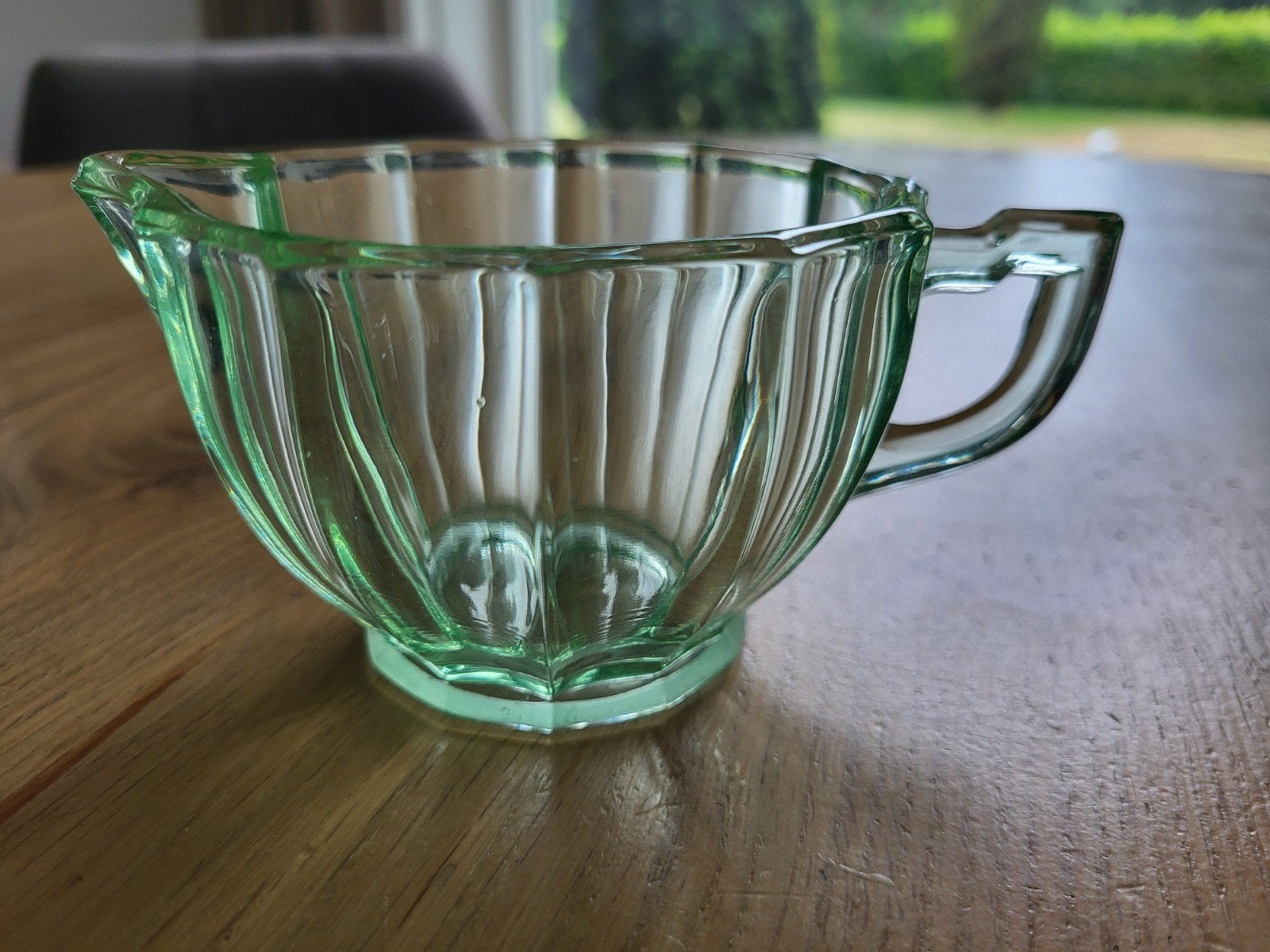 Uranium glas kannetje kopje, Ophalen