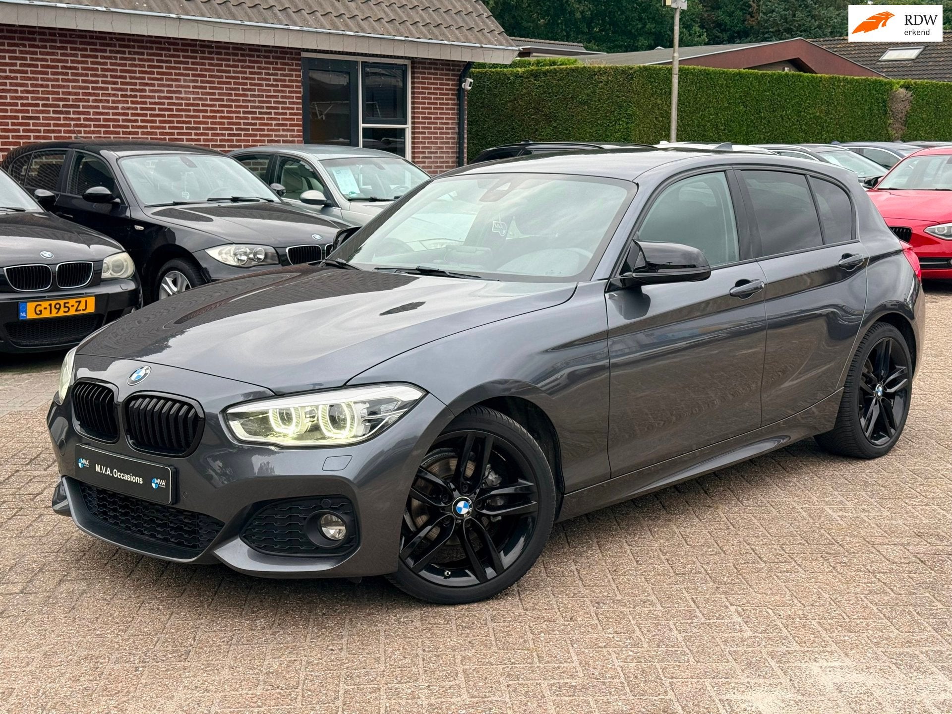 BMW 1-serie 118i Centennial High Executive M Sport|Carplay|C, Auto's, BMW, 1-Serie, Alcantara, Bedrijf, 19 km/l