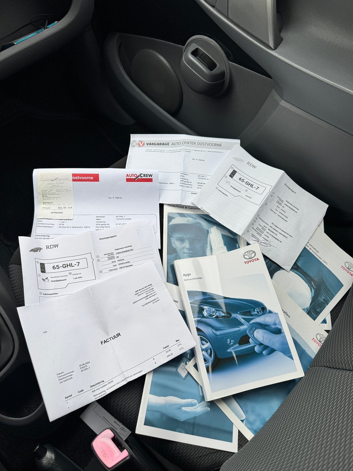 Toyota Aygo 1.0 | 5 DEURS | AİRCO | E-RAMEN | NAP AUTO |, Auto's, Voorwielaandrijving, 4 stoelen, 68 pk, Origineel Nederlands
