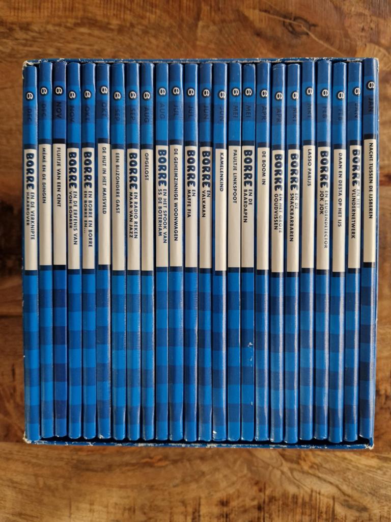 Complete jaargang 24 stuks Borre boekjes groep 6 in box, Boeken, Ophalen, Zo goed als nieuw, Fictie algemeen