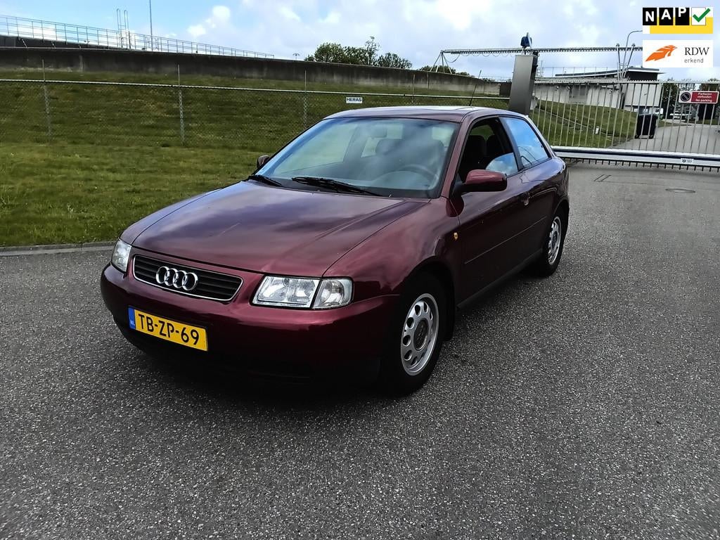 Audi A3 1.6 Ambition, Auto's, Audi, Gebruikt, 49 €/maand, Handgeschakeld, 1065 kg