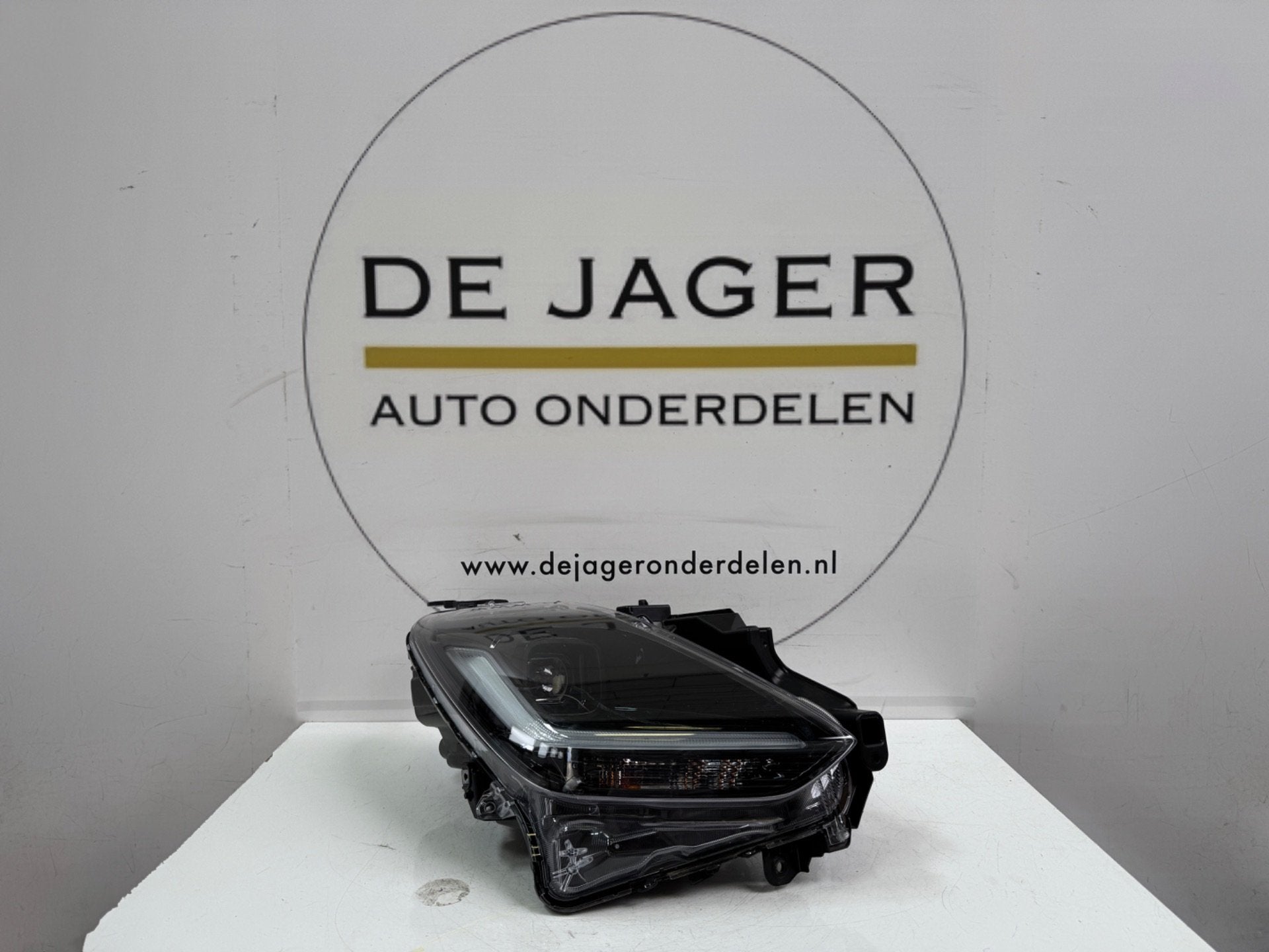 SUZUKI SWIFT MK8 LED KOPLAMP RECHTS ORIGINEEL 148R00 149R00, Auto-onderdelen, Gebruikt, Info@suzuki.co.jp, Takatsuka-cho, Chuo-ku 300
432-8611  Hamamatsu