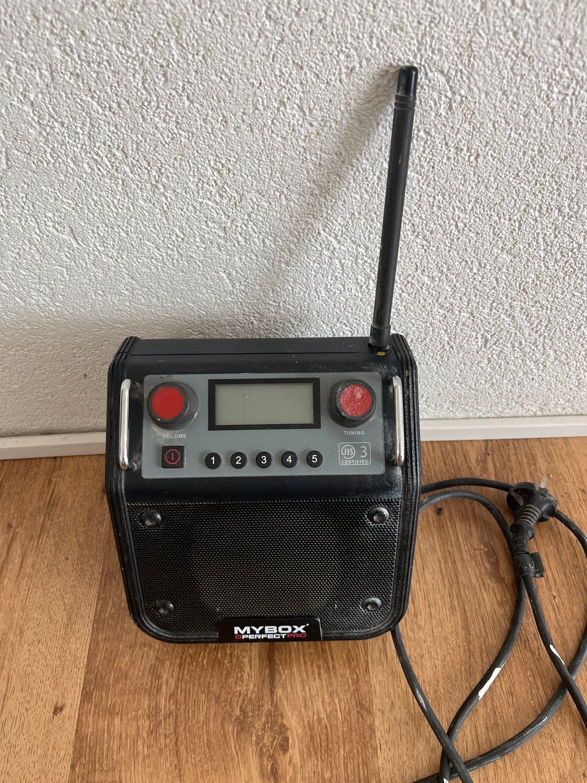 MyBox PerfectPro Bouwradio - Robuuste Radio voor Werkplaats, Ophalen, Gebruikt, Bouwradio
