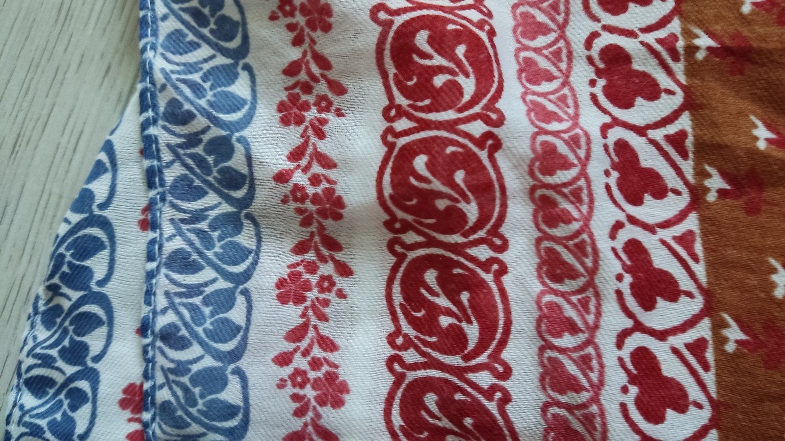 Sjaal/doek, Maat 46/48 (XL) of groter, Ophalen of Verzenden, Zo goed als nieuw, Sjaal