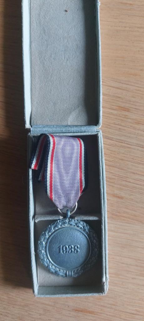 Luftschutz-Ehrenzeichen 2. Stufe - Duitse Medaille 1938, Verzamelen, Militaria | Tweede Wereldoorlog, Ophalen of Verzenden, Duitsland