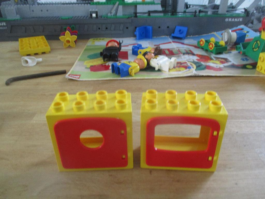 2 DUPLO DEUREN, Gebruikt, Overige thema's, Accessoire, Ophalen of Verzenden