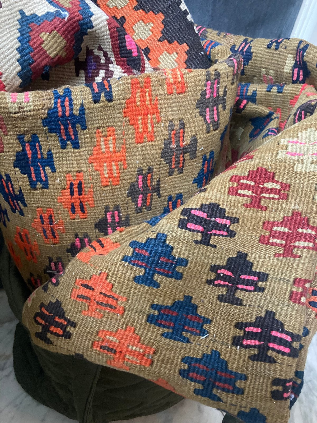 Groot Kelim kleed, meerkleurig (mosterdkleur), Ophalen of Verzenden, Zo goed als nieuw, Rechthoekig, 200 cm of meer