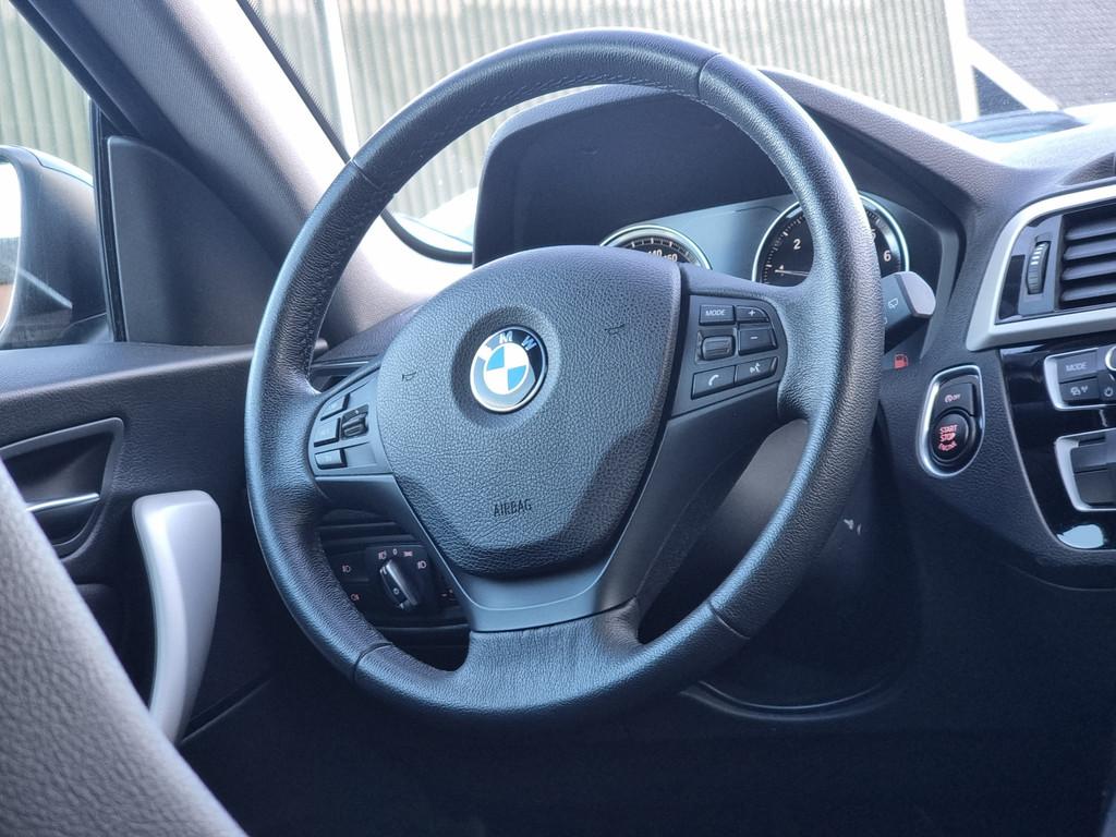 BMW 1-serie 118i Executive | Leder | (bj 2017), Auto's, BMW, 1-Serie, 12 maanden, Gebruikt, 4 stoelen
