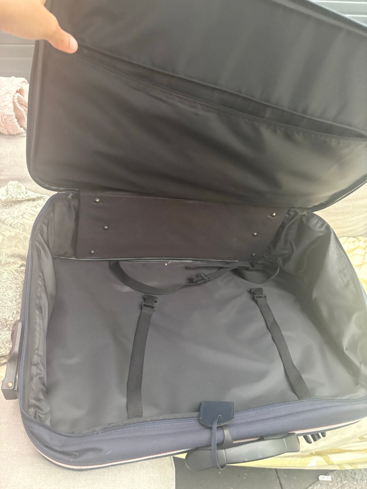 Donkerblauwe reiskoffer met wieltjes en uitschuifbare handgr, Overige materialen, Gebruikt, 50 tot 60 cm, Ophalen of Verzenden