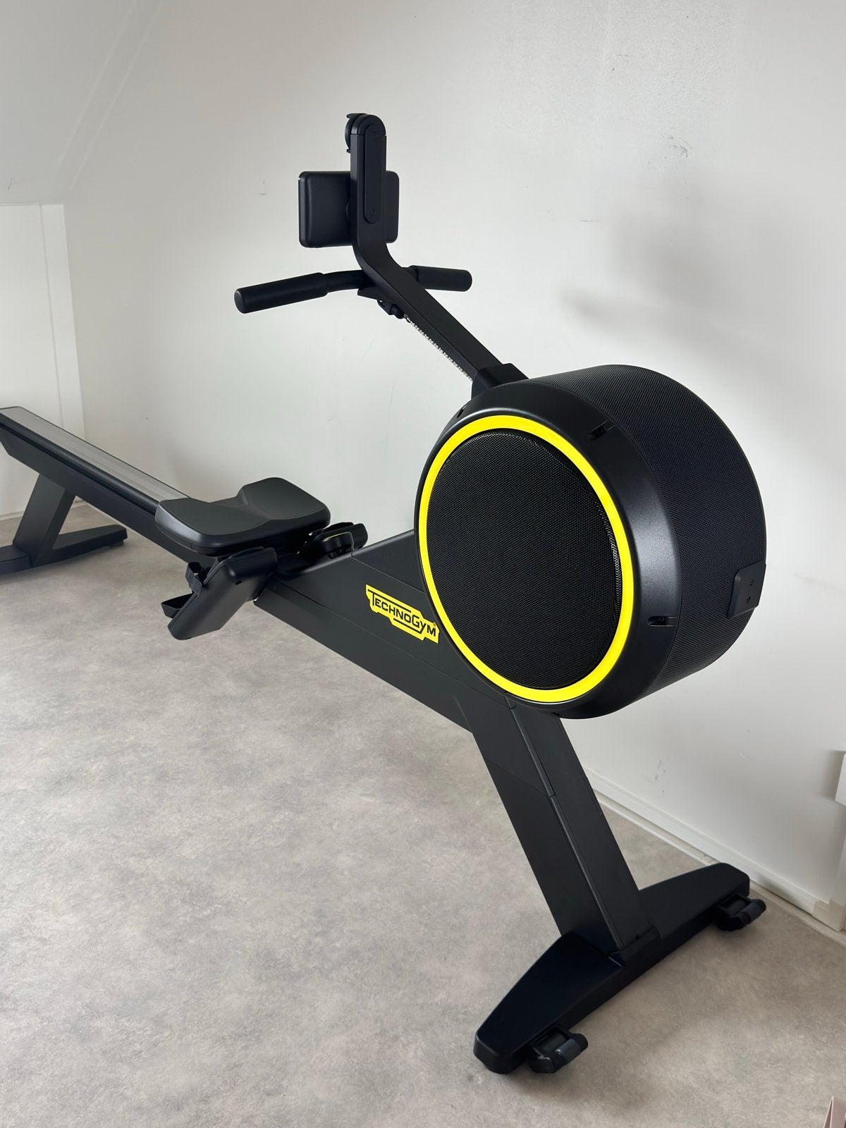Technogym Roeitrainer Aquafleet - Zo goed als nieuw, Ophalen, Armen, Zo goed als nieuw, Metaal