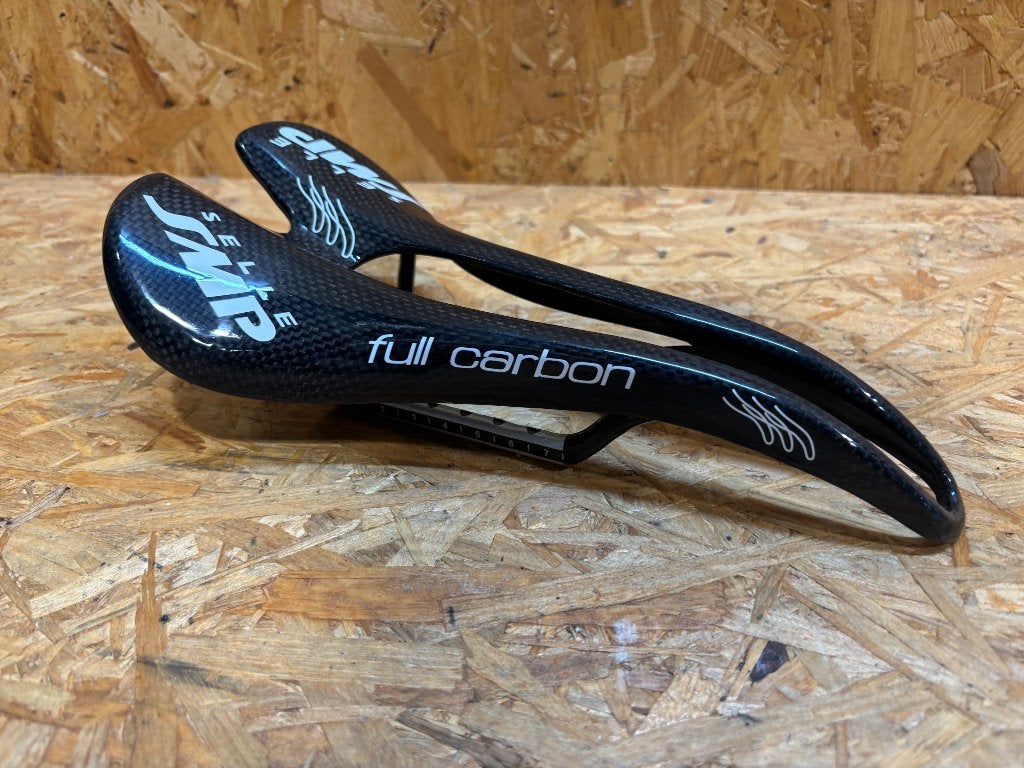SMP. Full Carbon zadel. Nieuw, Fietsen en Brommers, Smp, Nieuw, Ophalen of Verzenden, Zadel