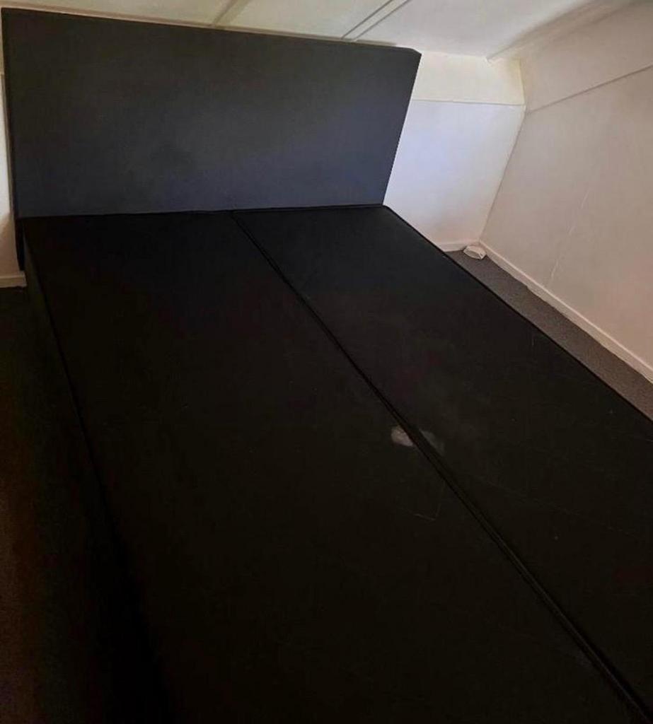 2 persoons bed boxspring in zeer goede staat ., Huis en Inrichting, Slaapkamer | Boxsprings, Ophalen of Verzenden, Zo goed als nieuw