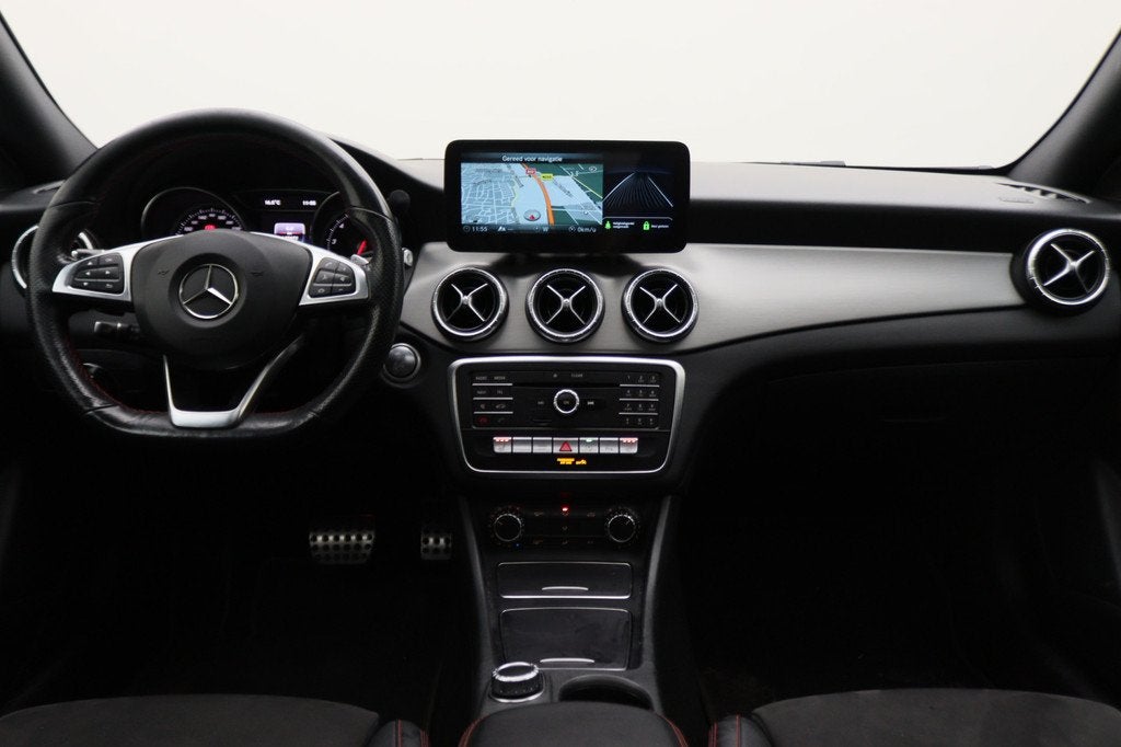 Mercedes-Benz CLA-Klasse Shooting Brake 180 Business Solutio, Auto's, Mercedes-Benz, CLA, 730 kg, Gebruikt, 4 cilinders