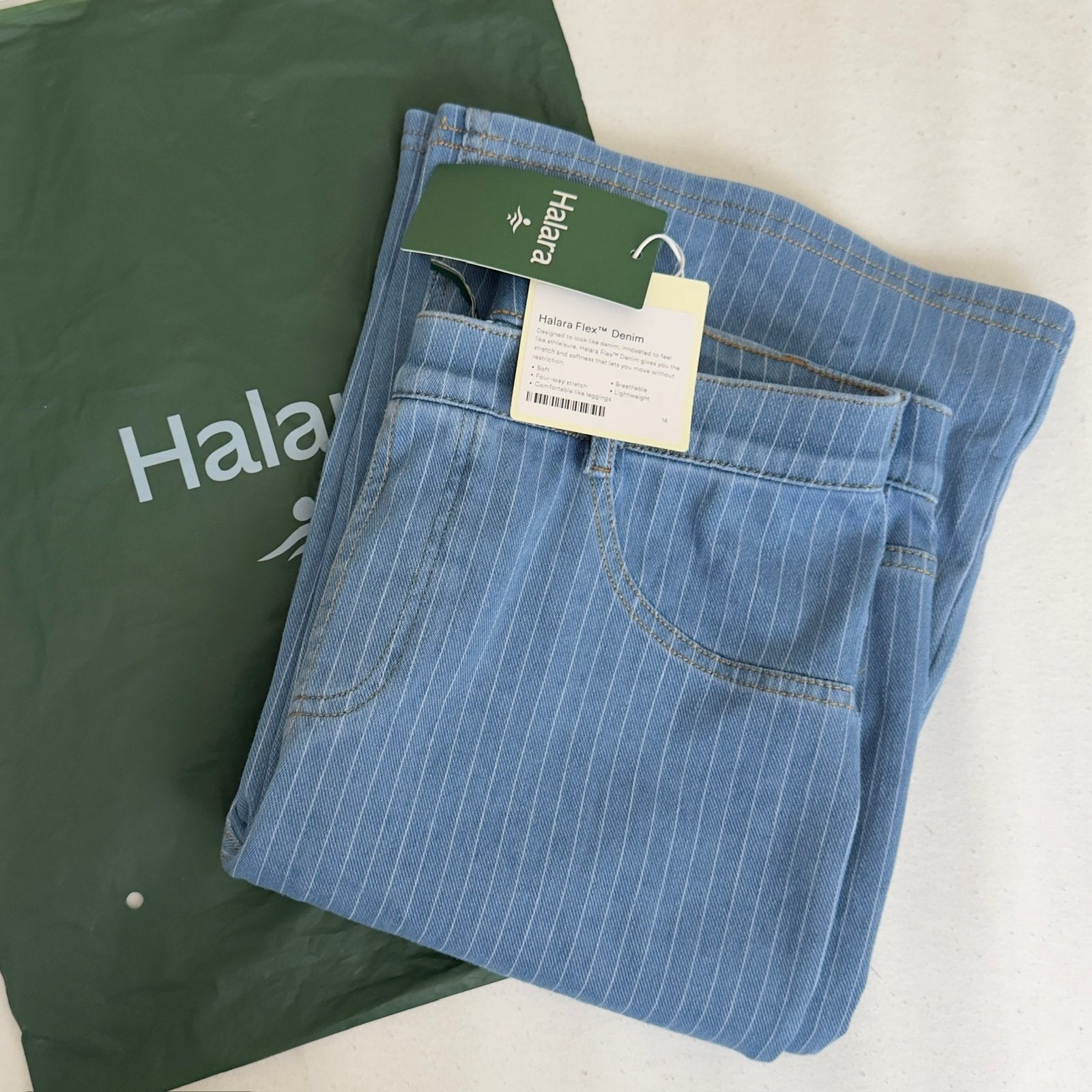 Halara jeans, Kleding | Dames, Ophalen of Verzenden, Nieuw, Blauw, W30 - W32 (confectie 38/40)