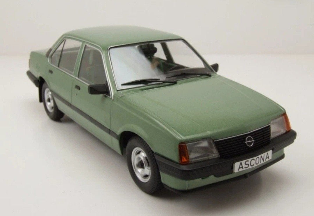 1:18 Opel Ascona C uit 1981 Lichtgroen Model Car Groep, Hobby en Vrije tijd, Modelauto's | 1:18, Ophalen of Verzenden, Nieuw, Auto