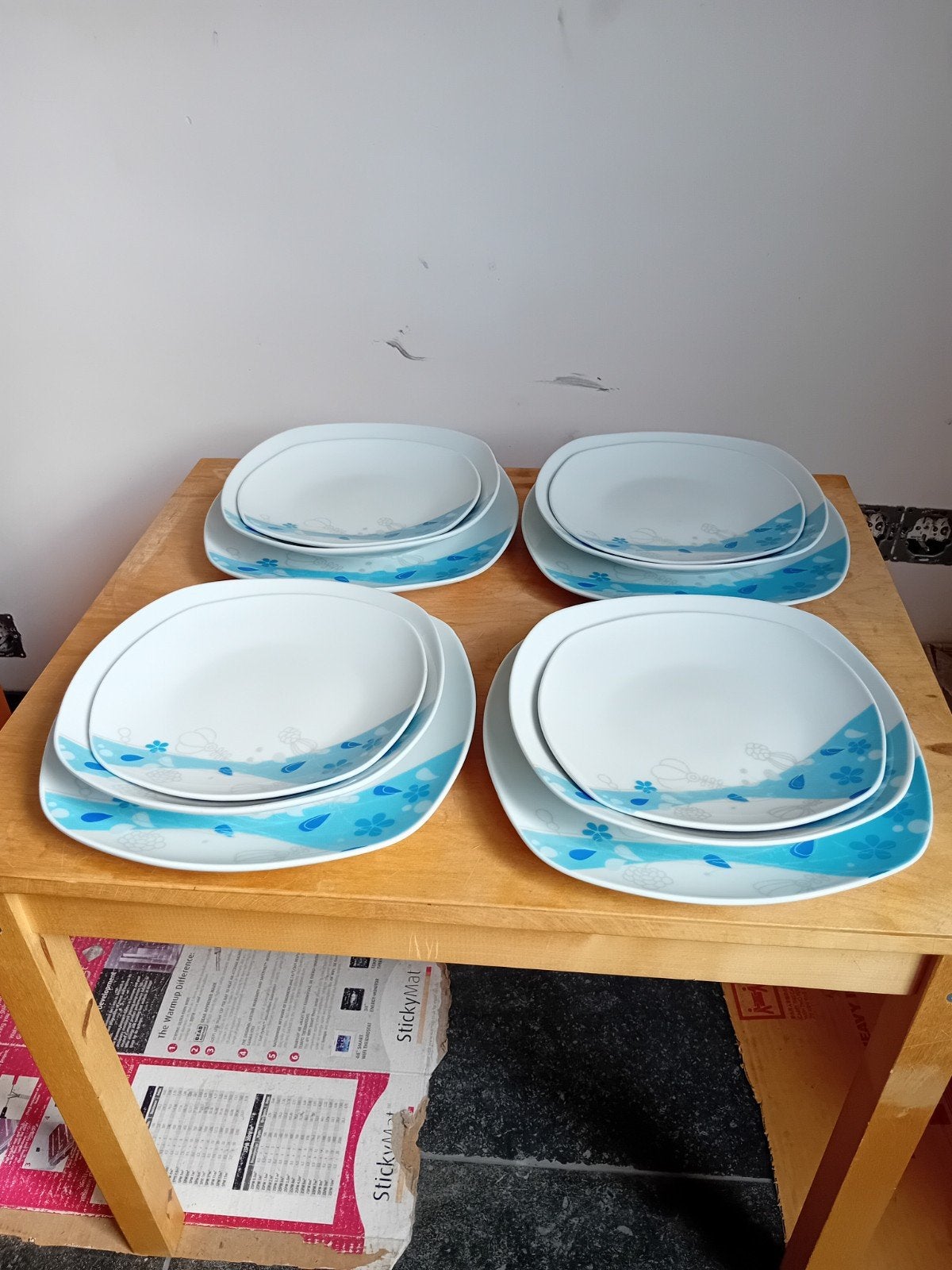 complete 12-delige serviesset voor 4 personen, Ophalen